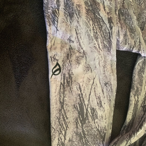 P’tula Chandra Workout Leggings - Picture 4 of 6